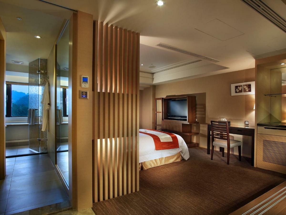 יוצ'י Sun Moon Lake Hotel מראה חיצוני תמונה